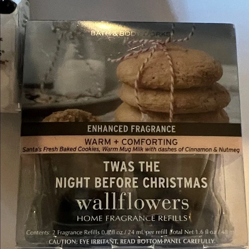 Bath & Body Works Santa Wallflower Set::2 Twas the Night Before CHRISTmas Scent